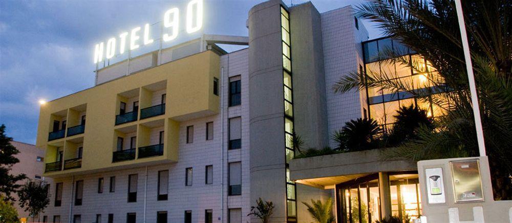 Hotel 90 Capurso المظهر الخارجي الصورة